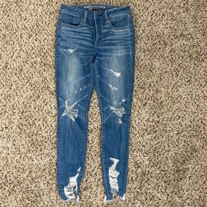 American eagle distressed jeans